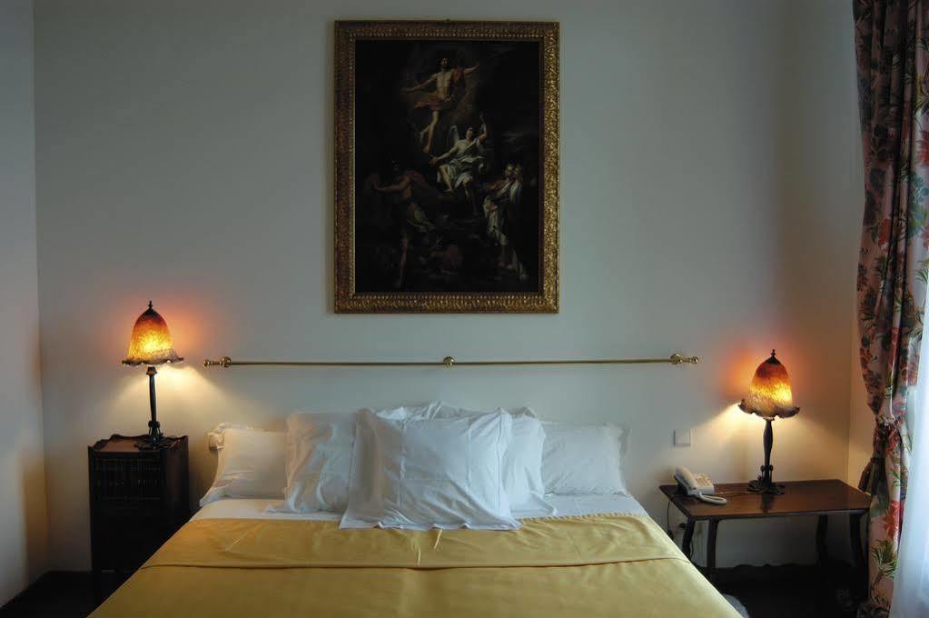 Grand Hotel Des Ambassadeurs Menton Eksteriør bilde